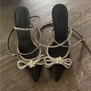 Elegant Black Women's Shoes with Silver Accents